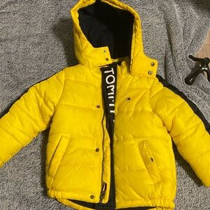 Tommy Hilfiger Yellow Puffer Jacket Toddler Size 3T Unisex